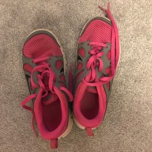 Girls pink Nike shoes